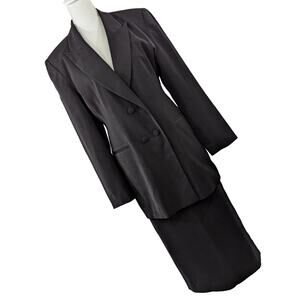 NWT! G.M.I.! STUNNING CHIC BLACK DOUBLE BREASTED MICRO FIBER SKIRT SUIT! SZ 10